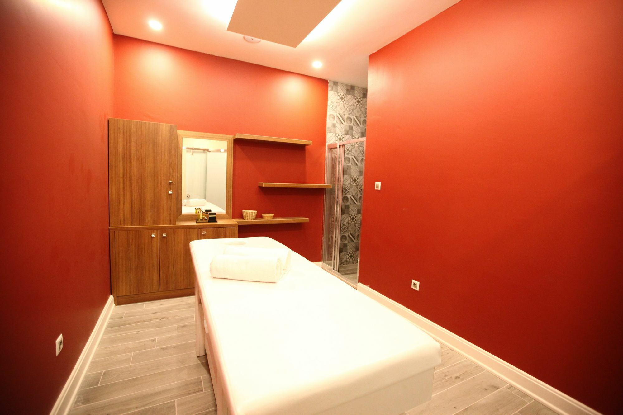 Koeklue Suit Otel Kocabas Екстериор снимка